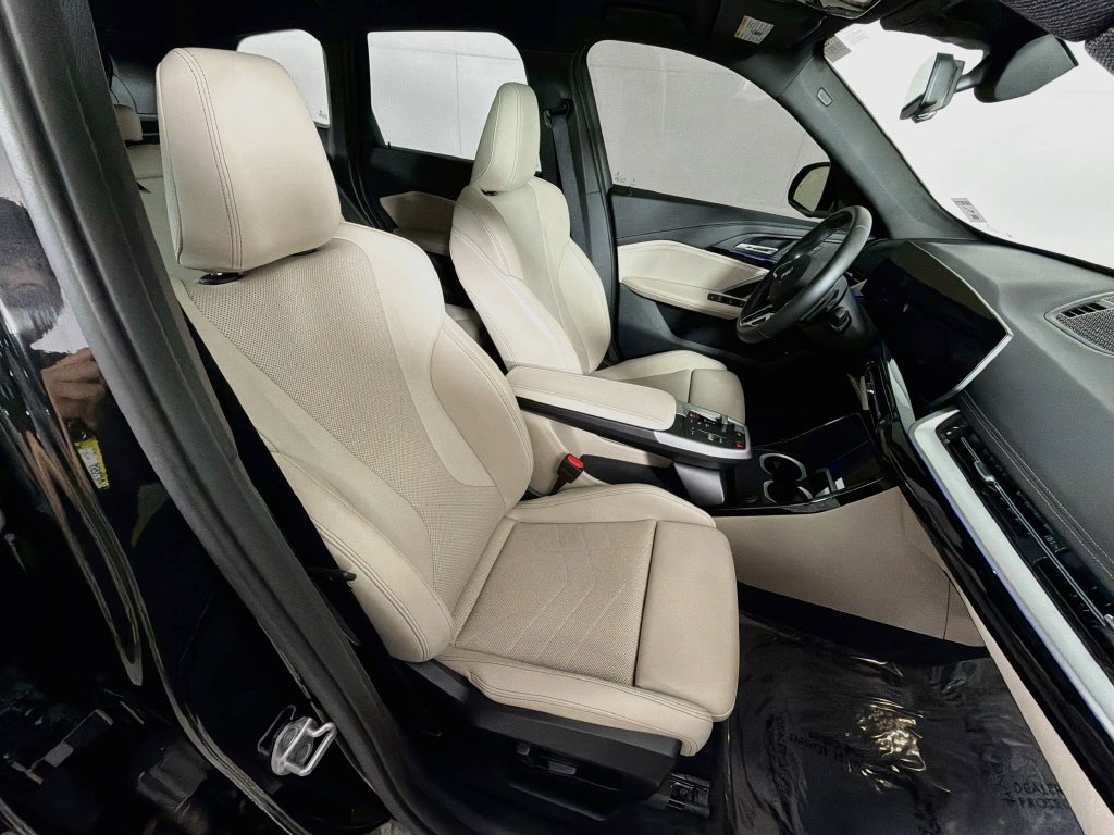 Used 2023 BMW X1 xDrive28i w/ M Sport Package AWD/4WD image 29