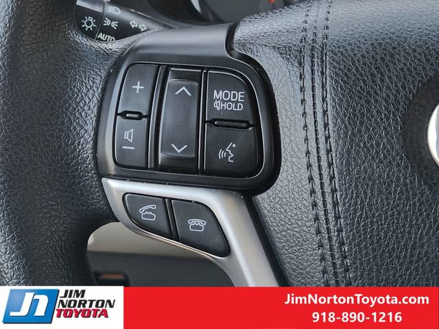Used 2017 Toyota Sienna LE FWD image 27