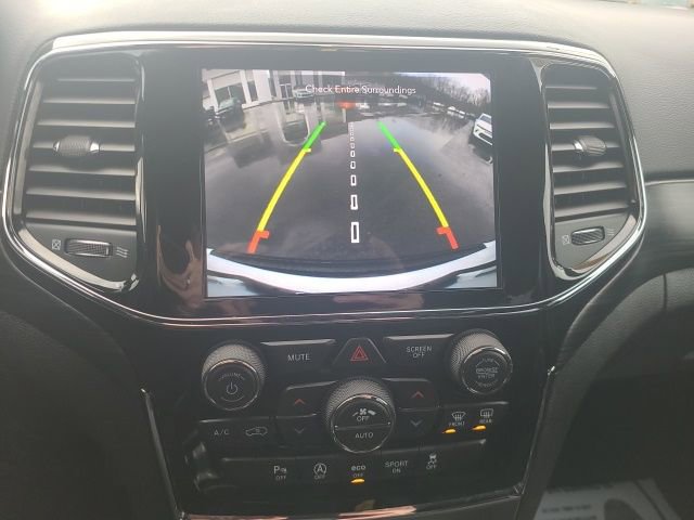 Used 2020 Jeep Grand Cherokee Laredo w/ Quick Order Package 2BN North image 15