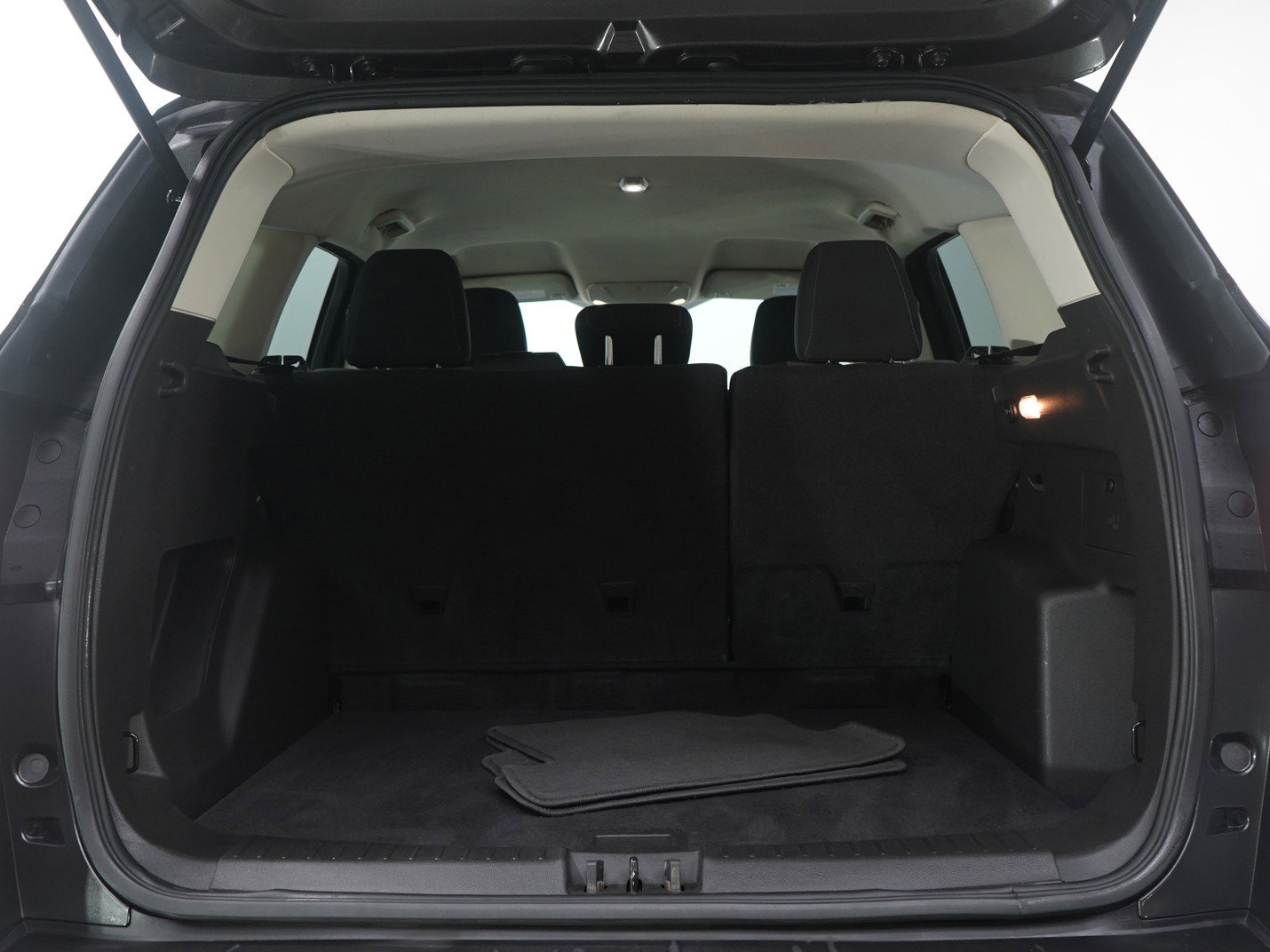 Used 2018 Ford Escape SE image 18