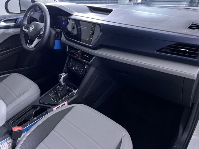 Used 2024 Volkswagen Taos SE image 29