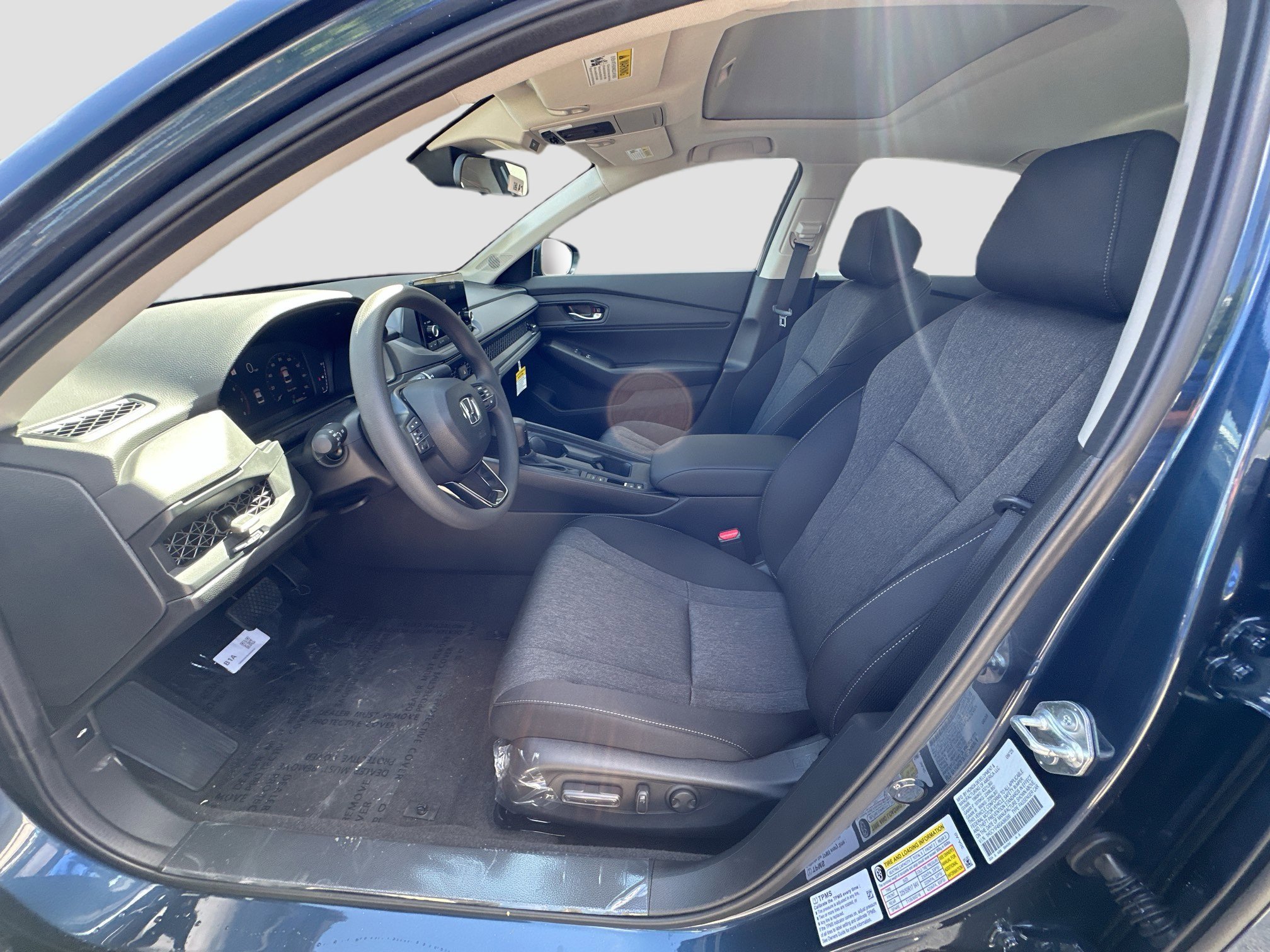 New 2025 Honda Accord SE image 15