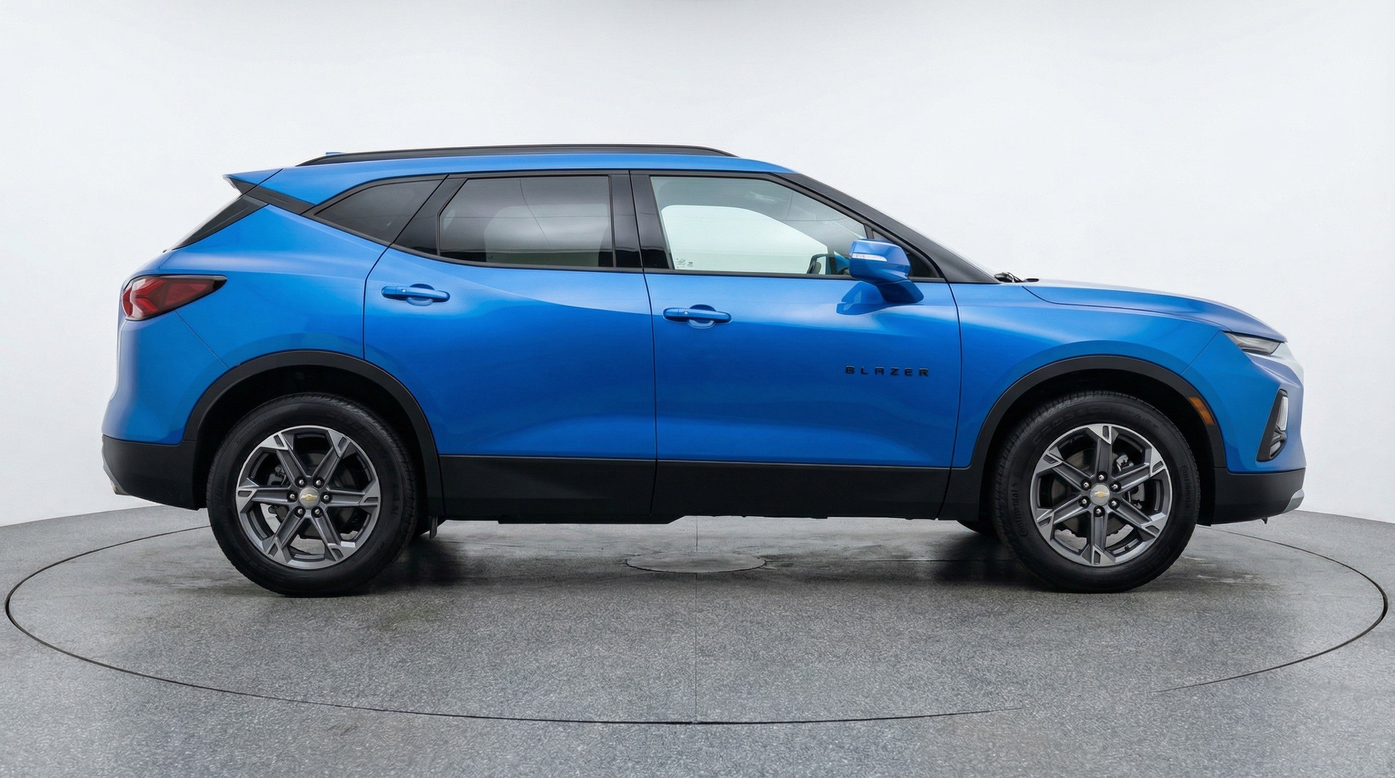 Used 2025 Chevrolet Blazer LT image 11