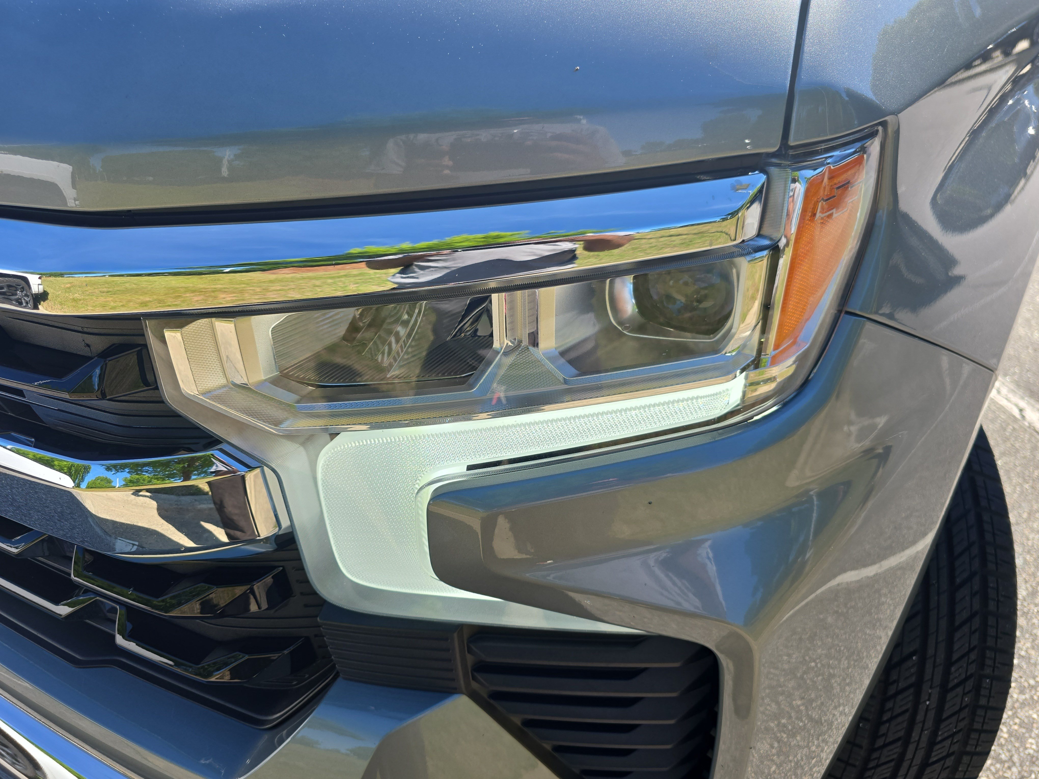 Used 2025 Chevrolet Silverado 1500 LT RWD image 28