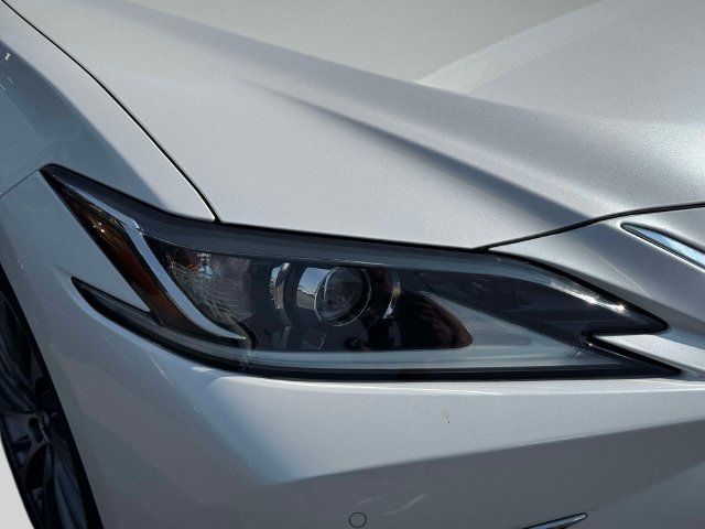 Certified 2020 Lexus ES 350 w/ Premium Package FWD image 12