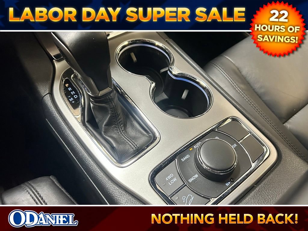 Used 2020 Jeep Grand Cherokee Limited AWD/4WD image 17