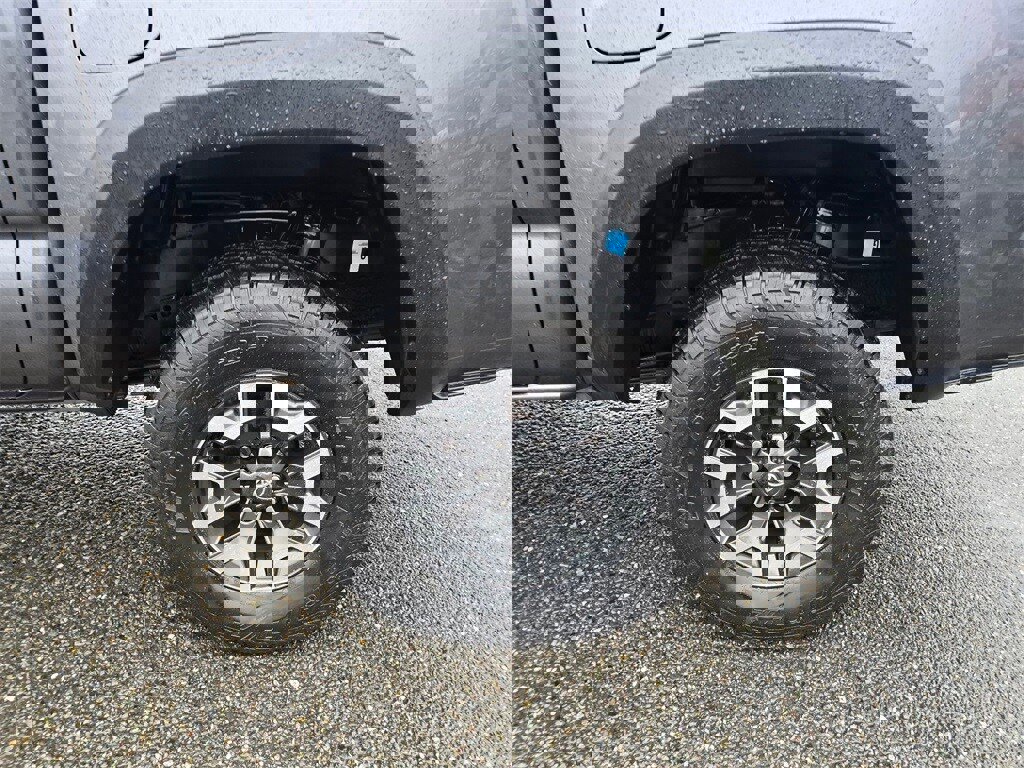 Used 2021 Toyota Tacoma TRD Off-Road w/ Technology Package image 9
