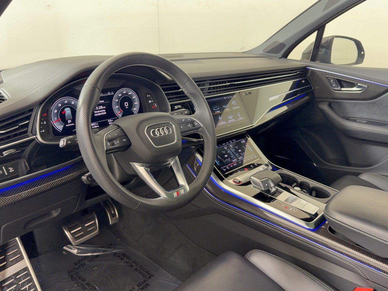 Used 2023 Audi SQ7 Prestige w/ Prestige Package AWD/4WD image 4