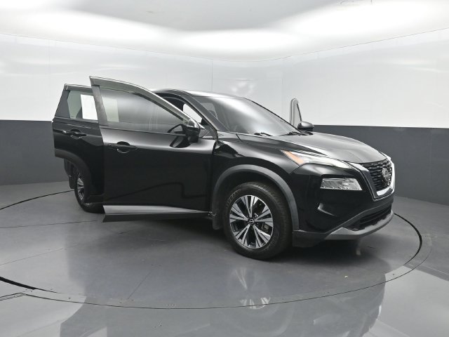 Used 2022 Nissan Rogue SV FWD image 32