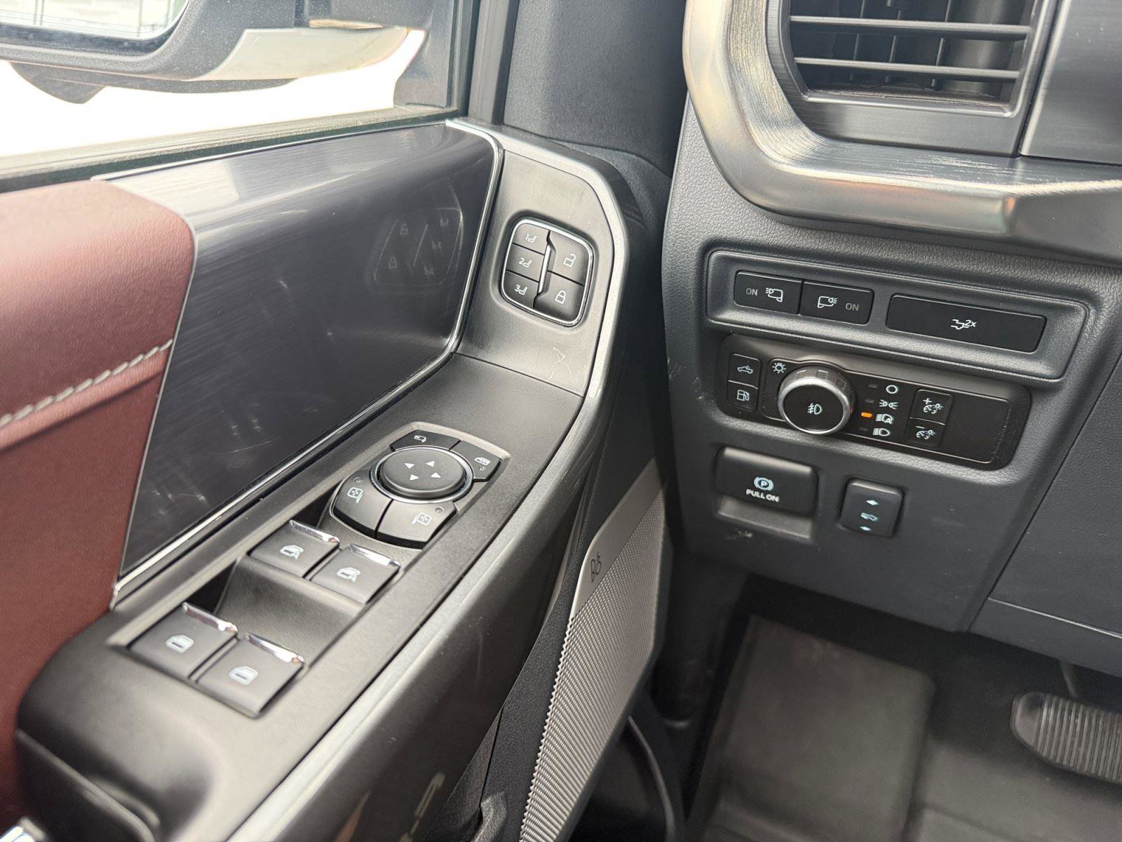 Used 2023 Ford F150 Lariat w/ Equipment Group 502A High image 17