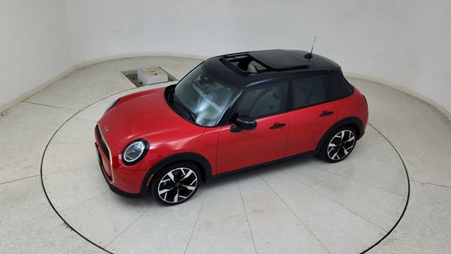 Used 2025 MINI Cooper 4-Door Hardtop image 76