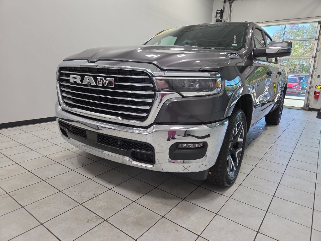 Used 2026 RAM 1500 Laramie AWD/4WD image 8