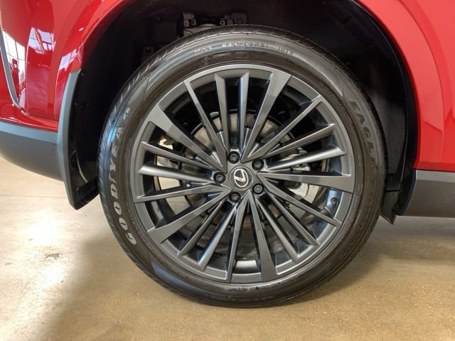 Used 2025 Lexus RX 350 Premium w/ Convenience Package image 38