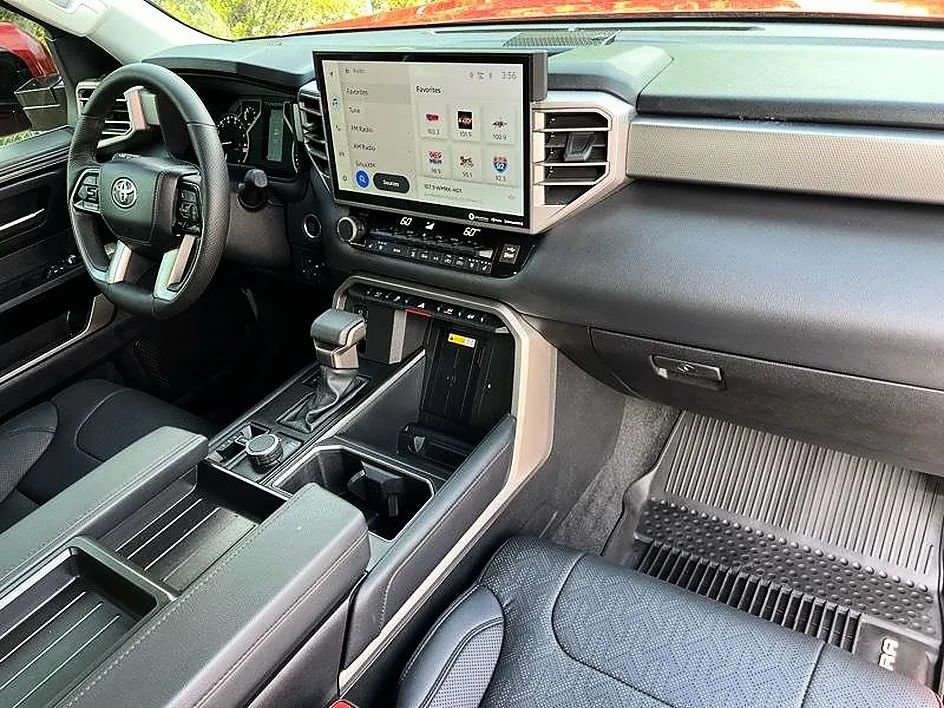 Used 2023 Toyota Tundra Limited AWD/4WD image 18