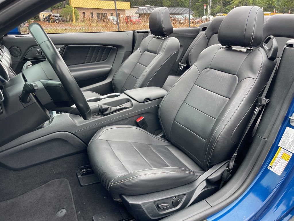 Used 2023 Ford Mustang Premium image 22