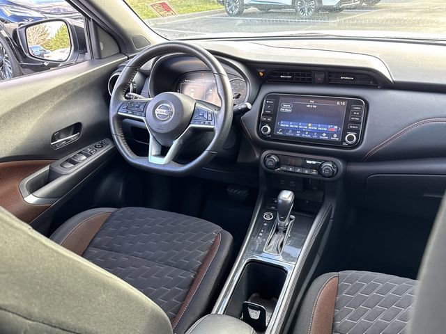 Used 2021 Nissan Kicks SR image 22