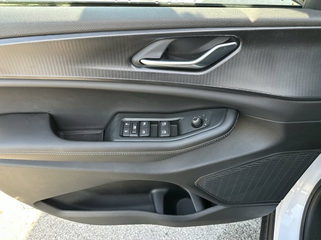 New 2025 Jeep Grand Cherokee Altitude image 22