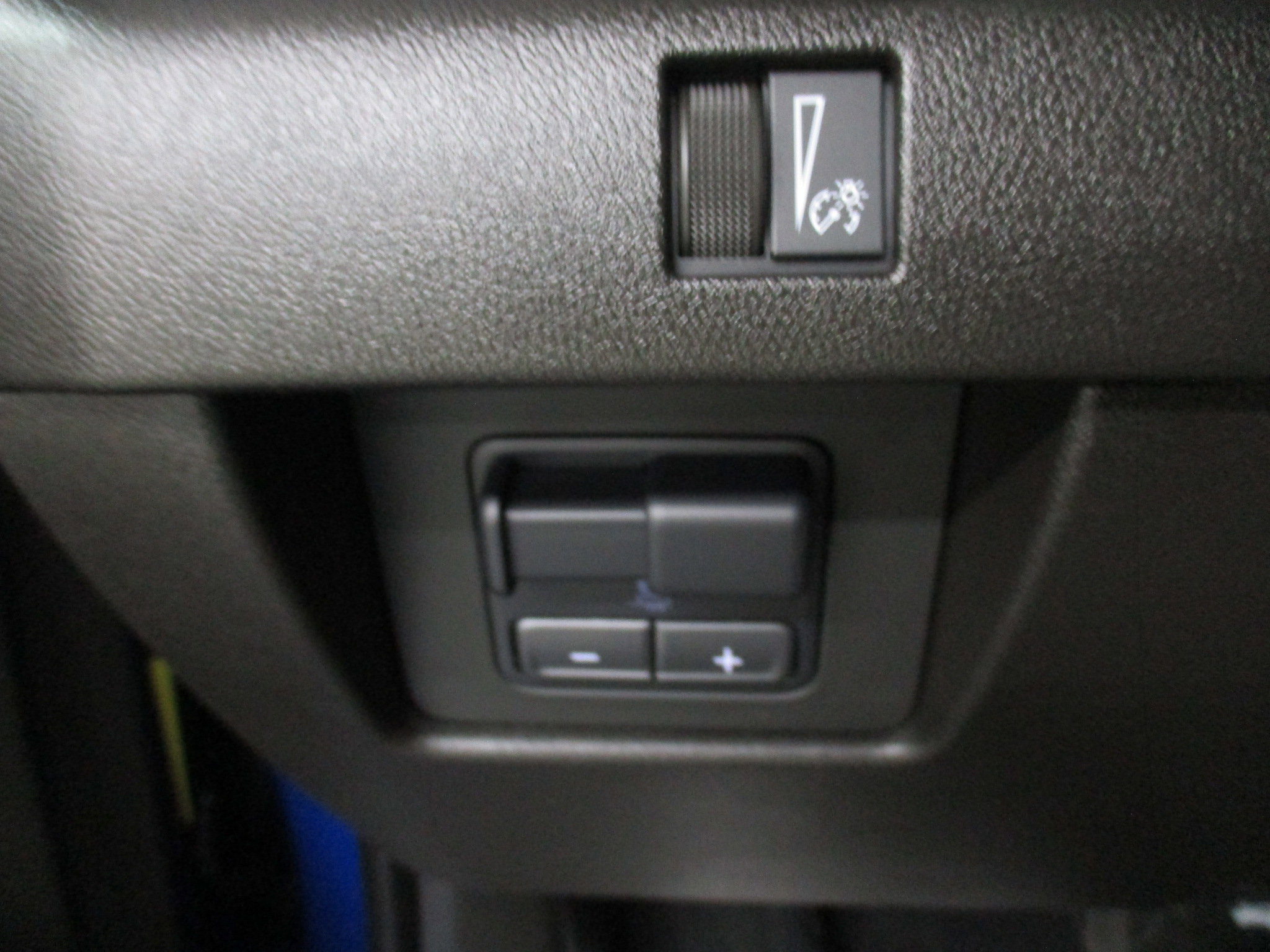 Used 2024 GMC Canyon Elevation w/ Elevation Premium Package image 36