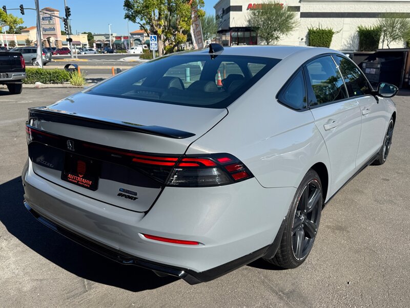 Used 2025 Honda Accord Sport-L image 18