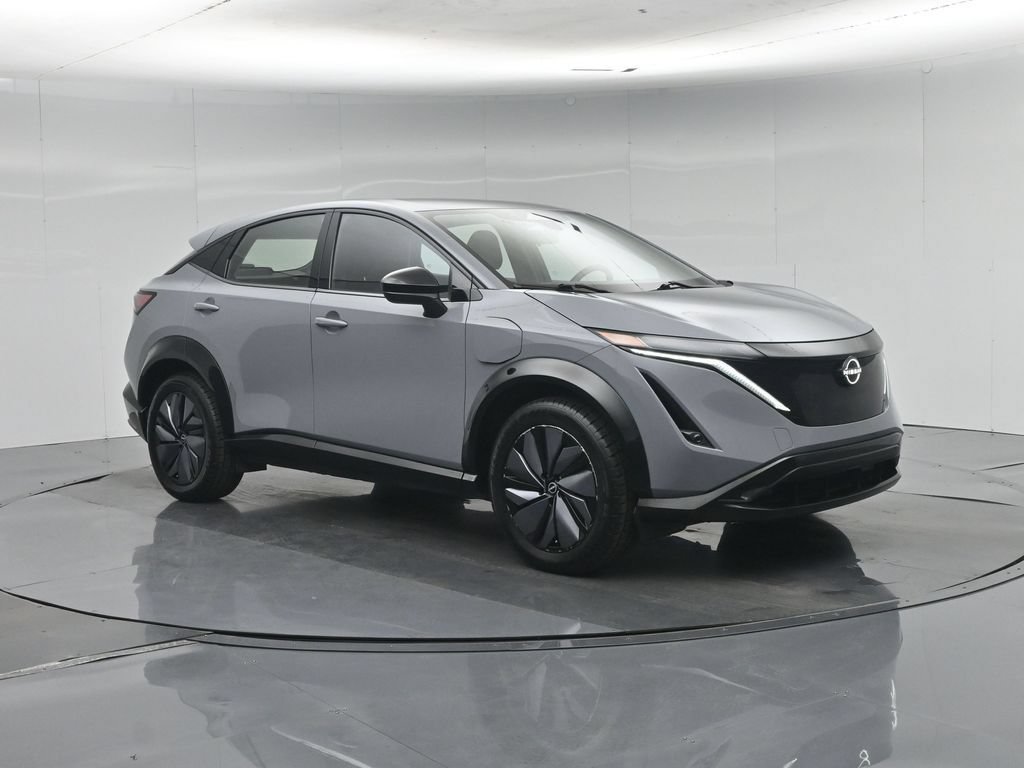 Used 2023 Nissan Ariya AWD image 26
