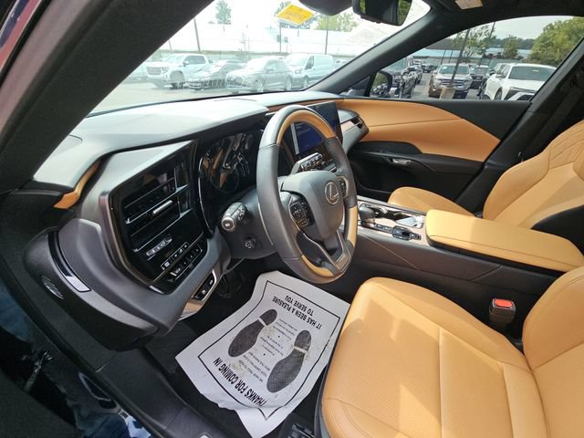 Used 2024 Lexus RX 350 Premium w/ Accessory Package (Z1) FWD image 12
