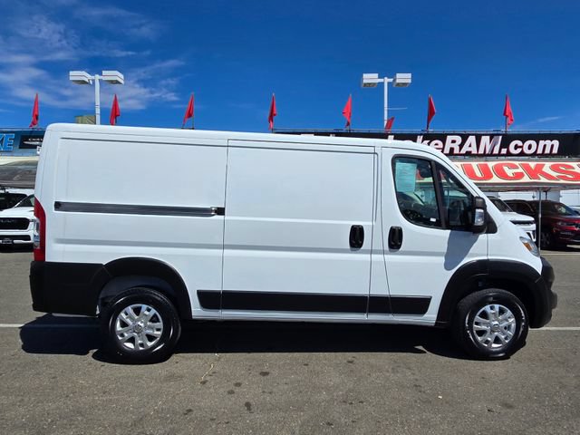 Used 2025 RAM ProMaster 2500 w/ Quick Order Package 22G SLT FWD image 7