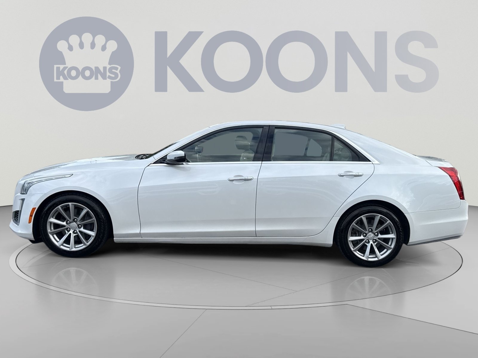 Used 2019 Cadillac CTS Luxury RWD image 2