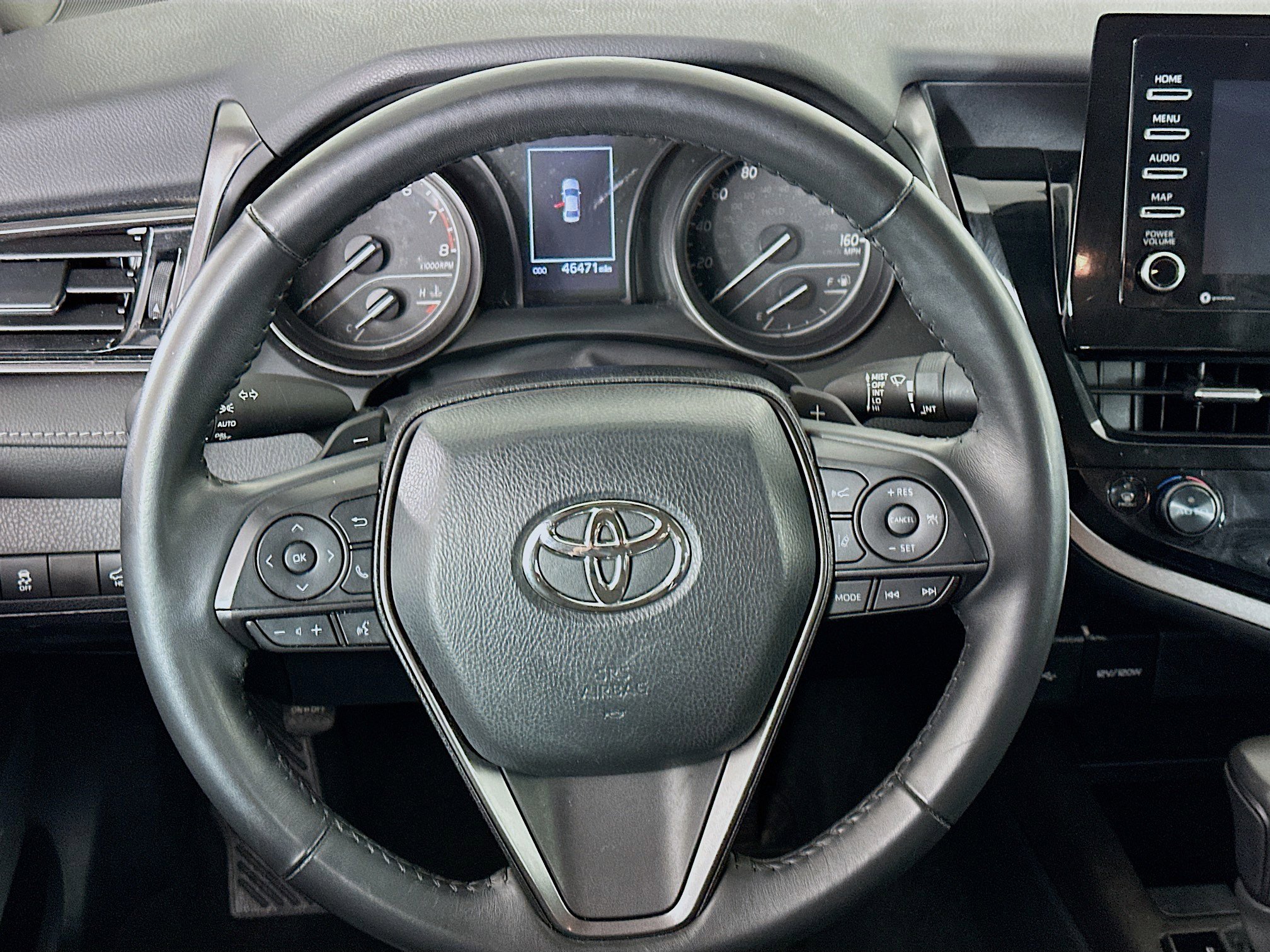 Used 2024 Toyota Camry SE image 18