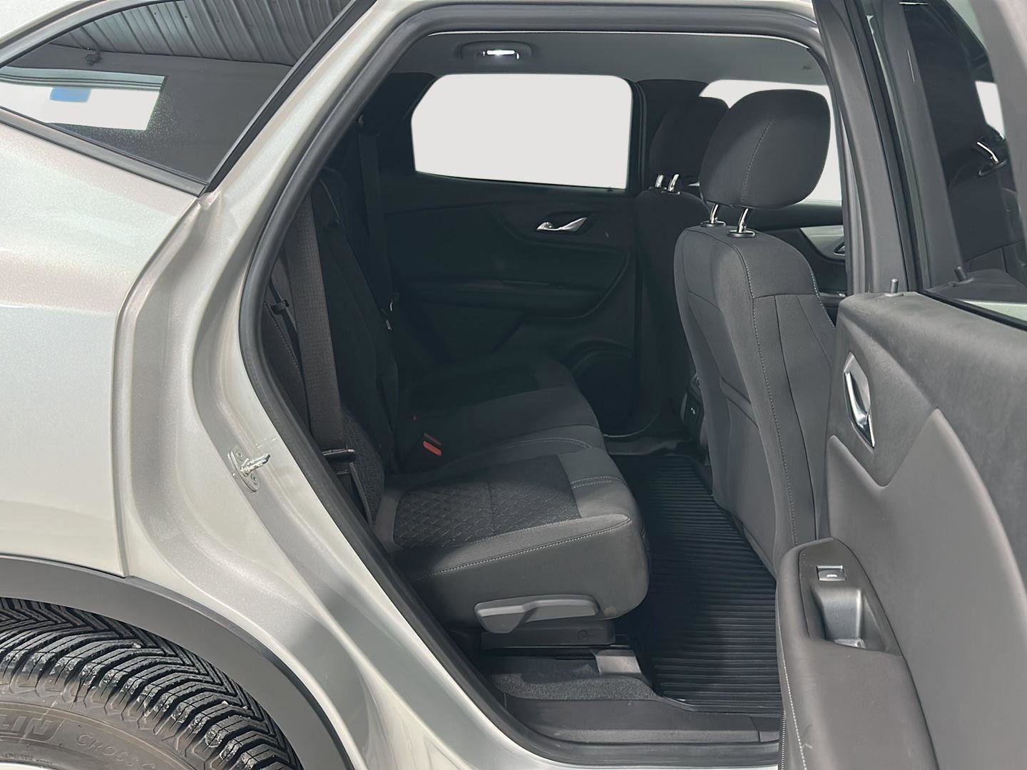 Used 2022 Chevrolet Blazer LT image 24
