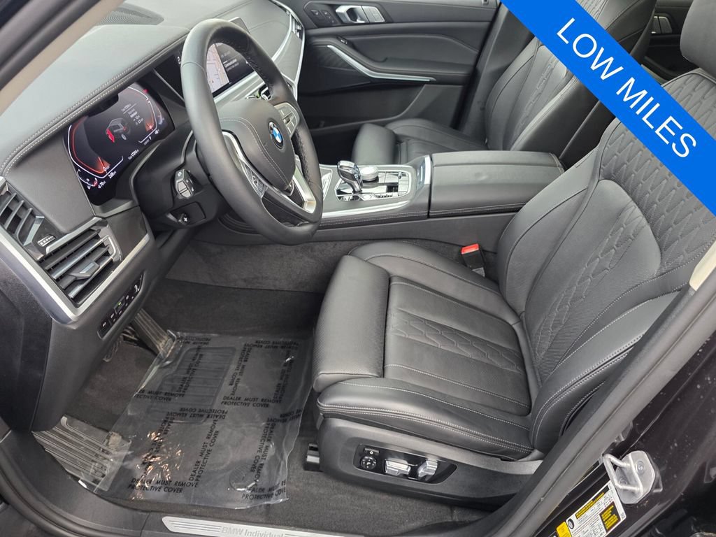 Used 2021 BMW X7 xDrive40i w/ Executive Package 2 AWD/4WD image 9