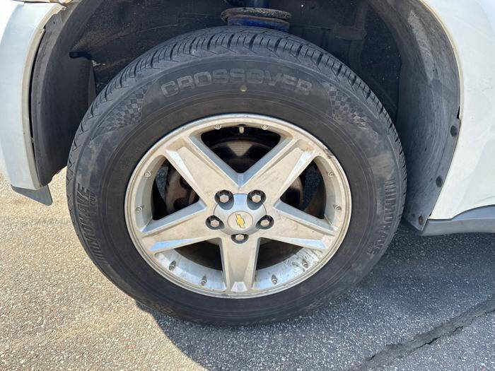 Used 2006 Chevrolet Equinox LT w/ LT Preferred Equipment Group AWD/4WD image 11