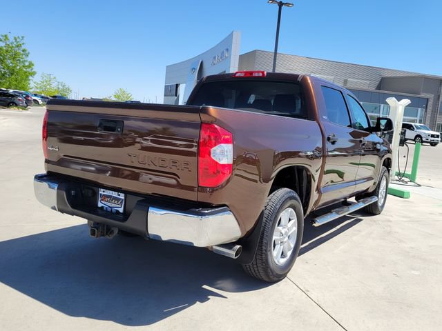 Used 2016 Toyota Tundra SR5 w/ SR5 Upgrade Package AWD/4WD image 3