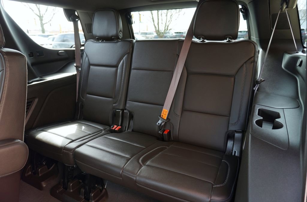 Used 2023 GMC Yukon Denali image 37