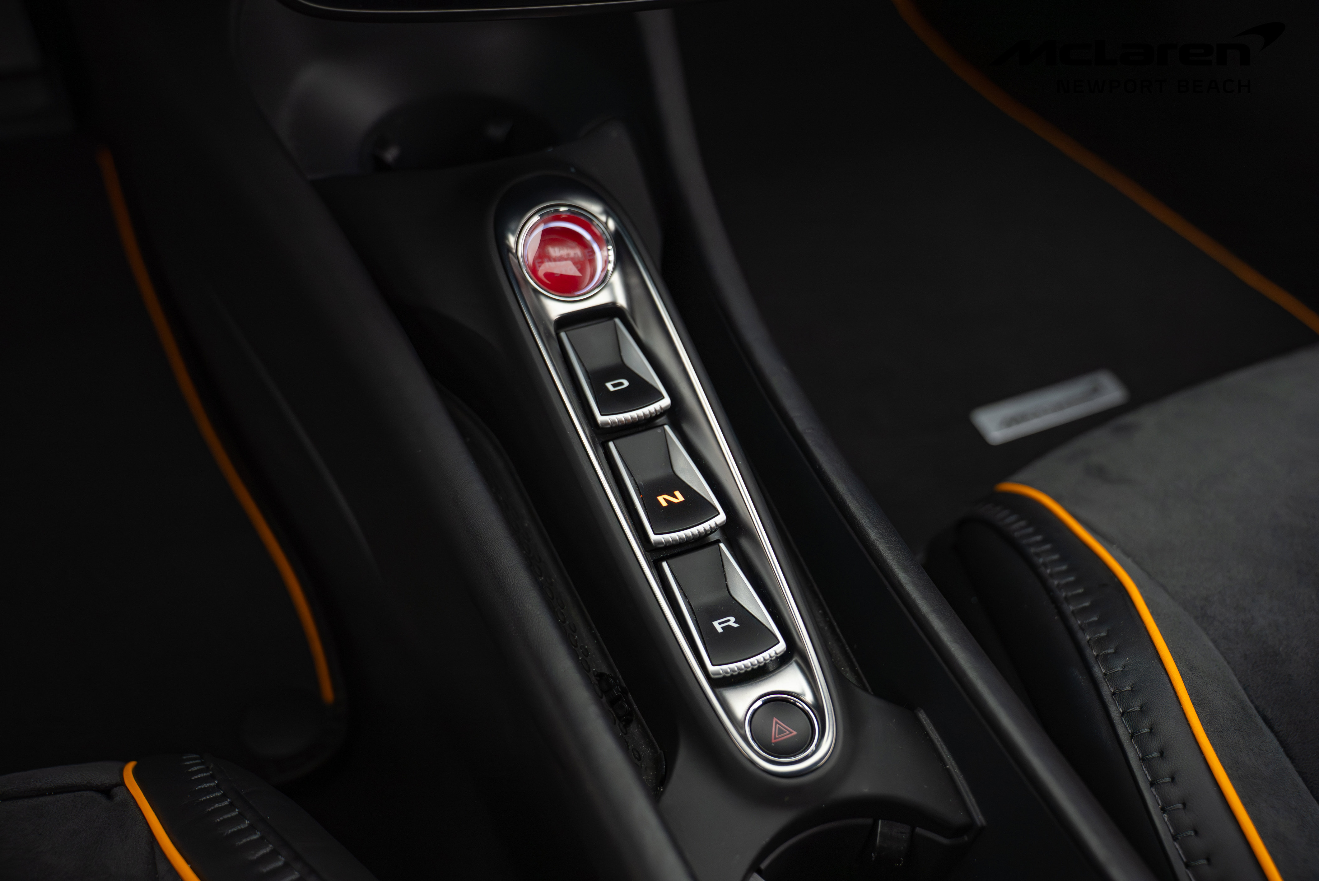 Used 2023 McLaren Artura image 29