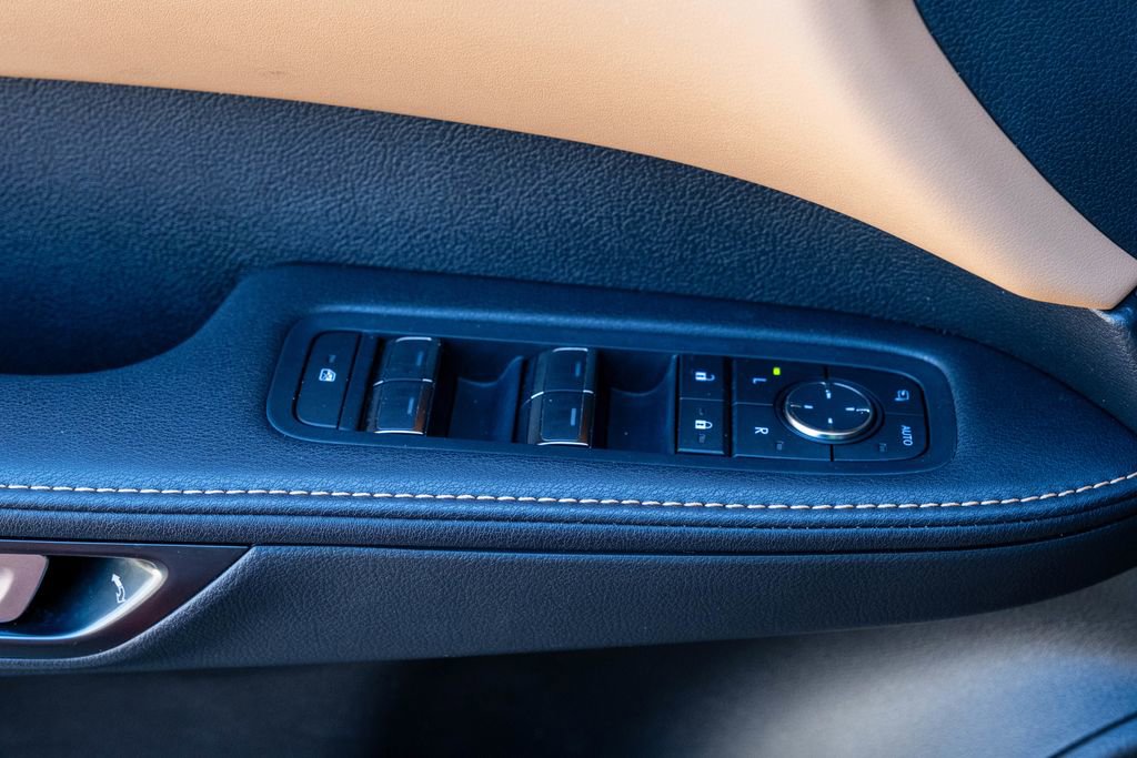 Used 2025 Lexus RX 350 FWD w/ Technology Package image 13