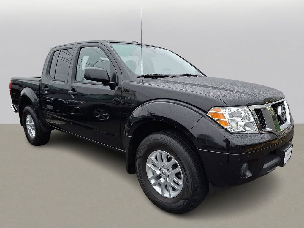 Used 2018 Nissan Frontier SV image 3