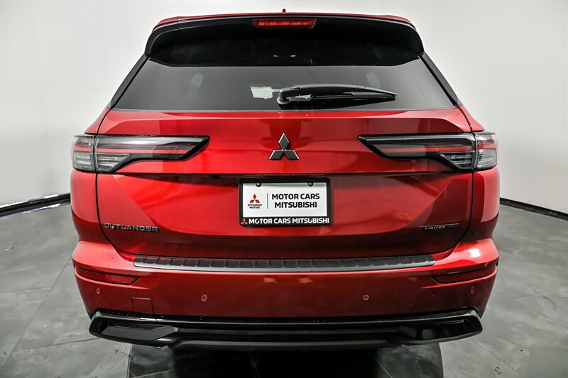 New 2026 Mitsubishi Outlander LE FWD image 8