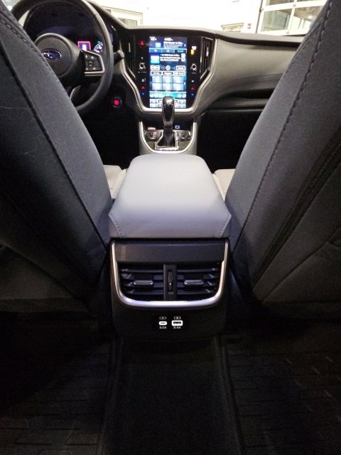 Certified 2025 Subaru Outback Premium w/ Popular Package #1A image 30