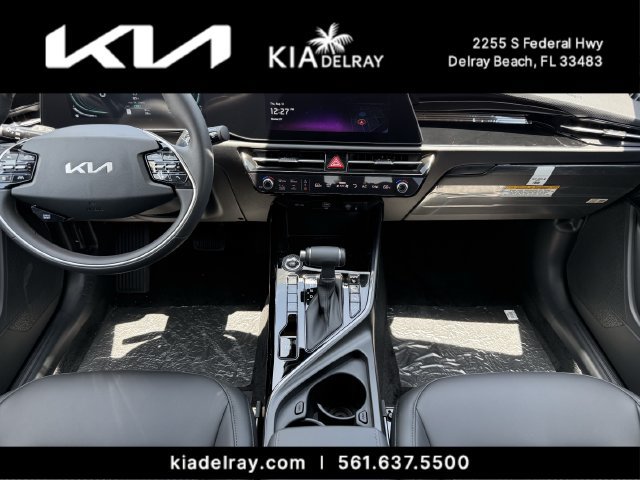 New 2026 Kia Niro EX FWD image 13