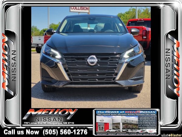 Used 2025 Nissan Altima 2.5 SV FWD image 2