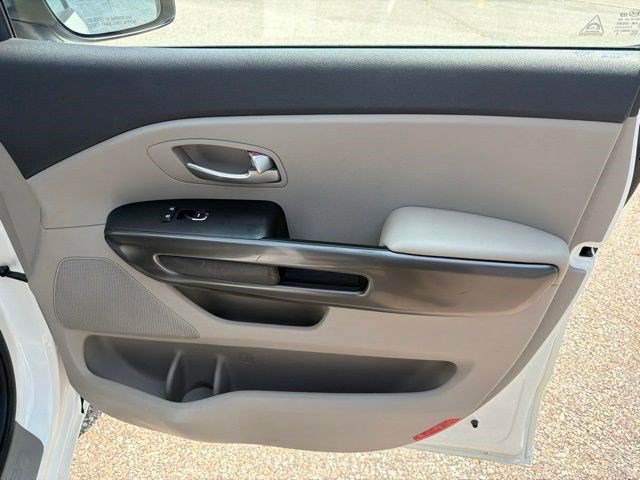 Used 2021 Kia Sedona EX FWD image 20
