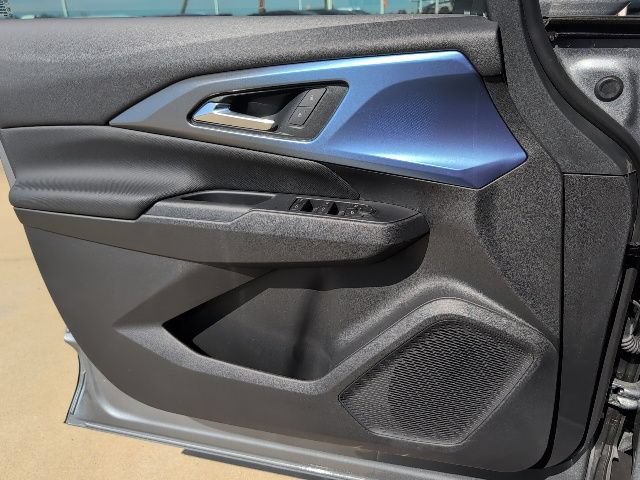 New 2026 Chevrolet Equinox EV LT FWD image 15
