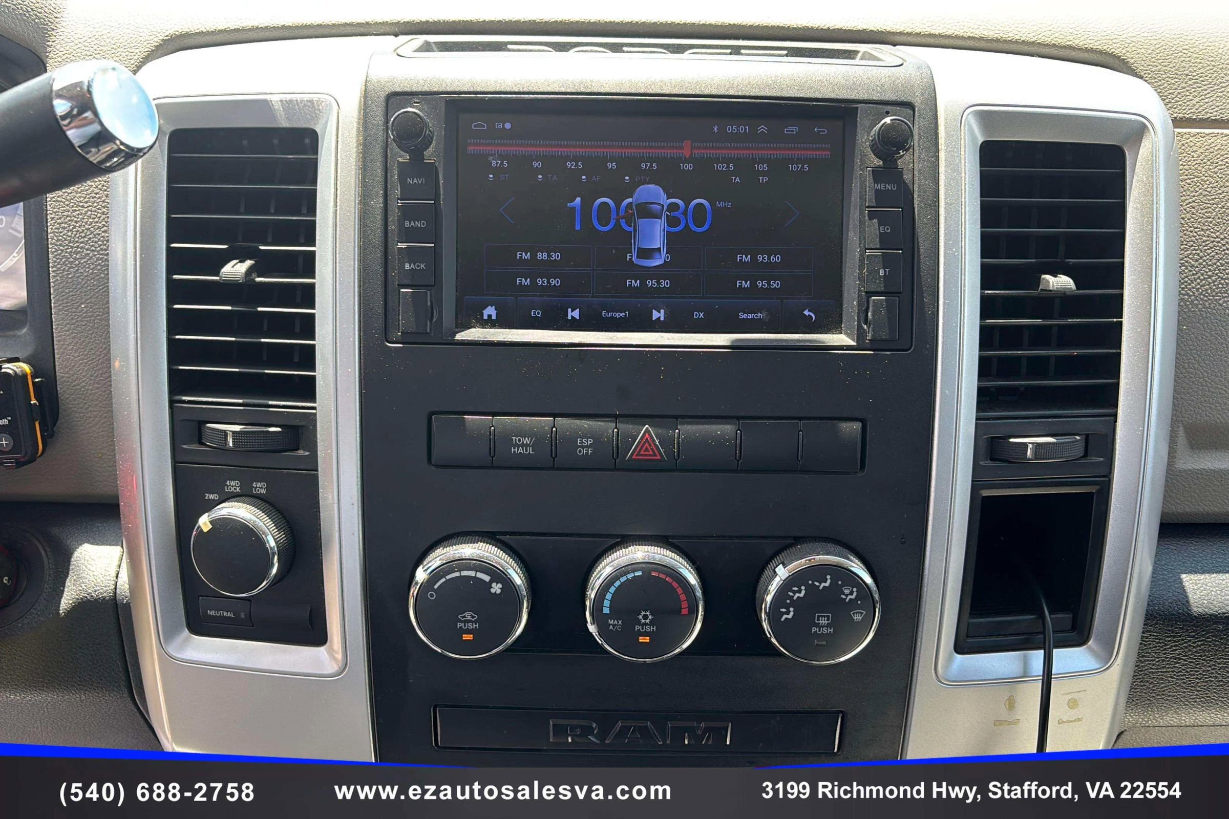 Used 2010 Dodge Ram 1500 Truck SLT w/ Luxury Group image 18