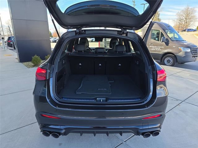 New 2026 Mercedes-Benz GLC 43 AMG 4MATIC image 5