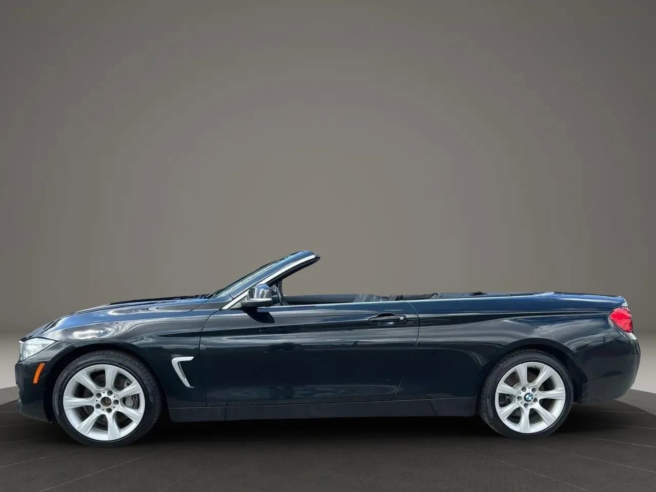 Used 2015 BMW 435i xDrive Convertible image 7