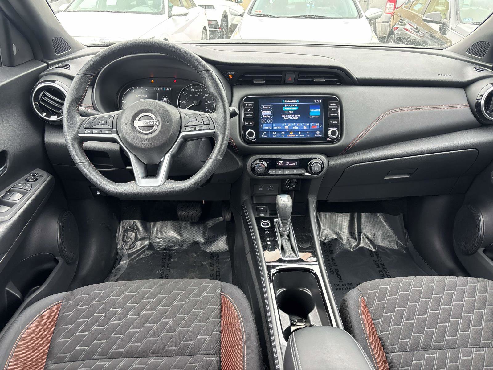 Used 2023 Nissan Kicks SR FWD image 8