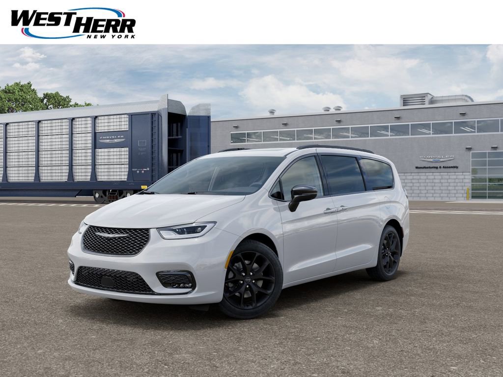 New 2026 Chrysler Pacifica Limited image 1