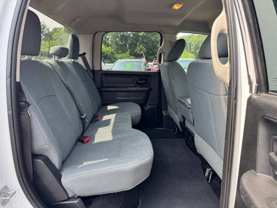 Used 2017 RAM 1500 ST w/ SXT Appearance Group AWD/4WD image 17