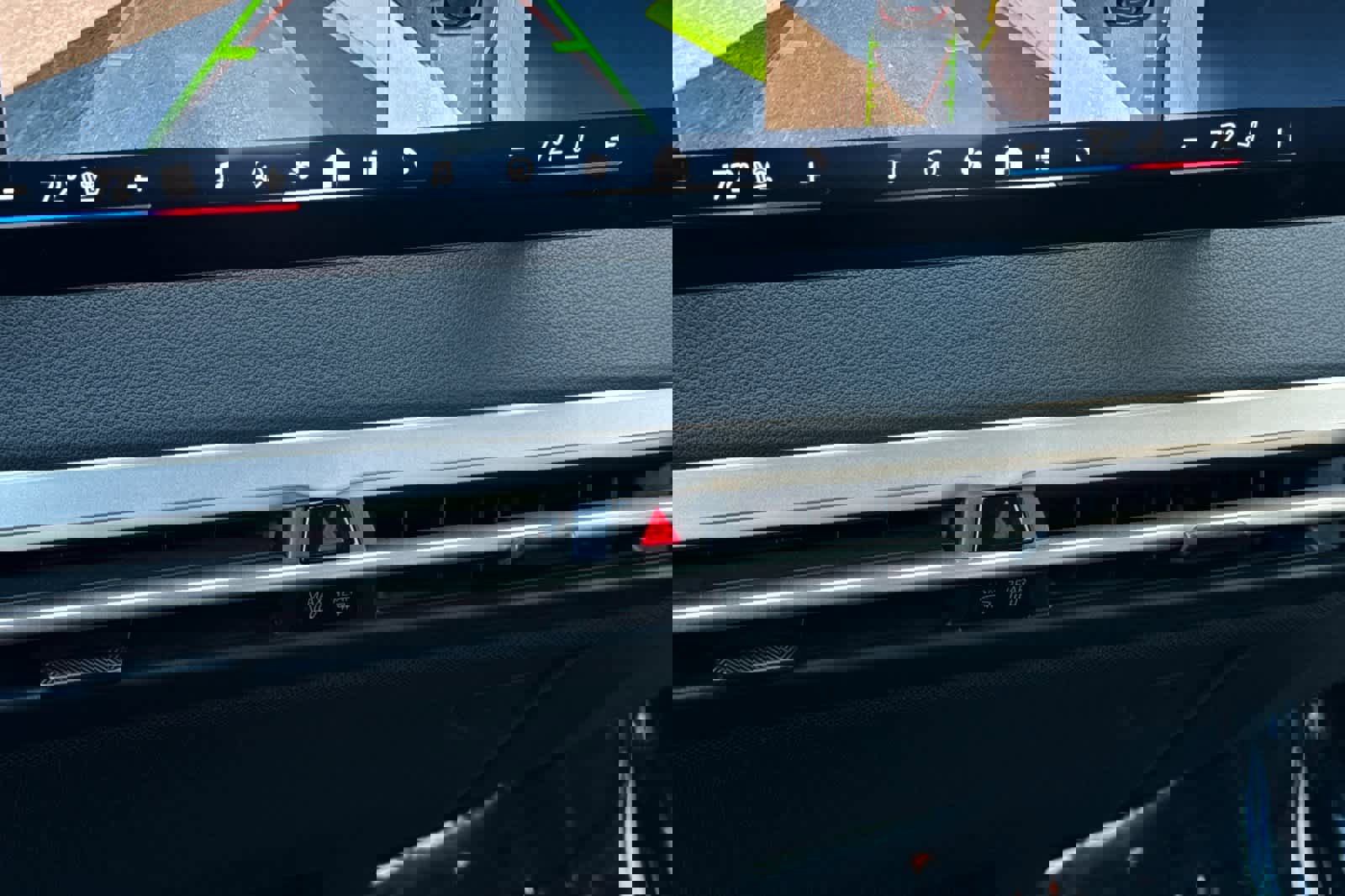 Certified 2025 BMW iX xDrive50 w/ Premium Package image 24