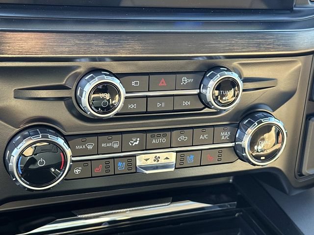 New 2026 Ford F350 Lariat w/ Lariat Ultimate Package AWD/4WD image 14